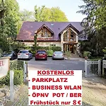 Am Katharinenholz 3*